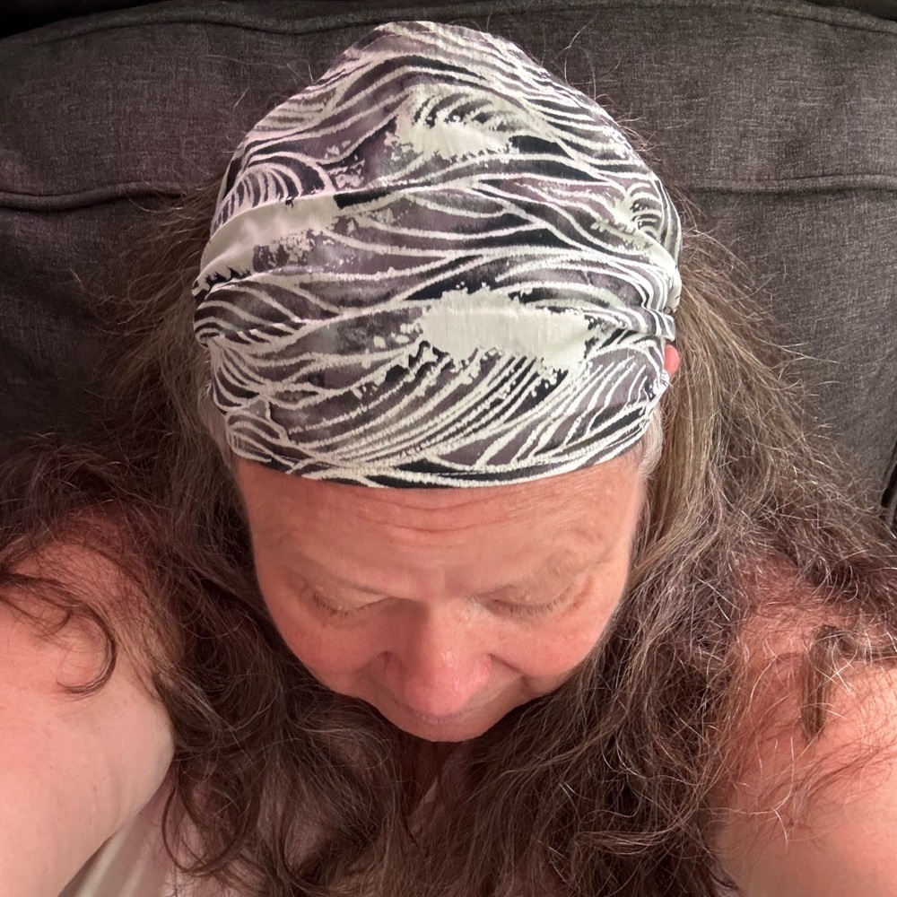 Kahele Maui Handmade Headwrap Black & White Waves Print OS - Picture 5 of 13